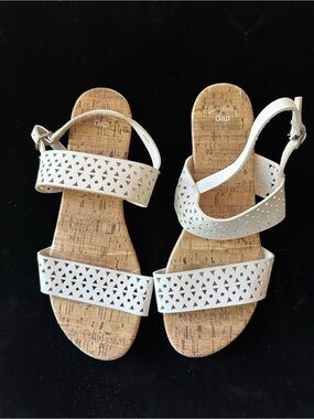 GAP Flat White Sandals